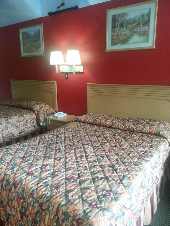 Crystal Inn 249 North Louetta Phòng bức ảnh