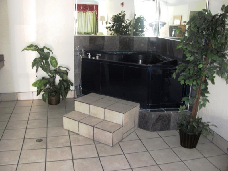Crystal Inn 249 North Louetta Ngoại thất bức ảnh