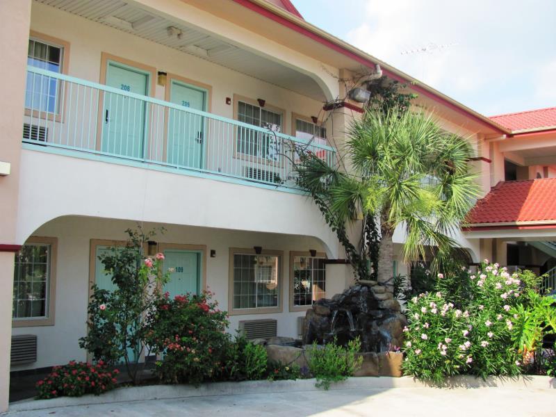 Crystal Inn 249 North Louetta Ngoại thất bức ảnh